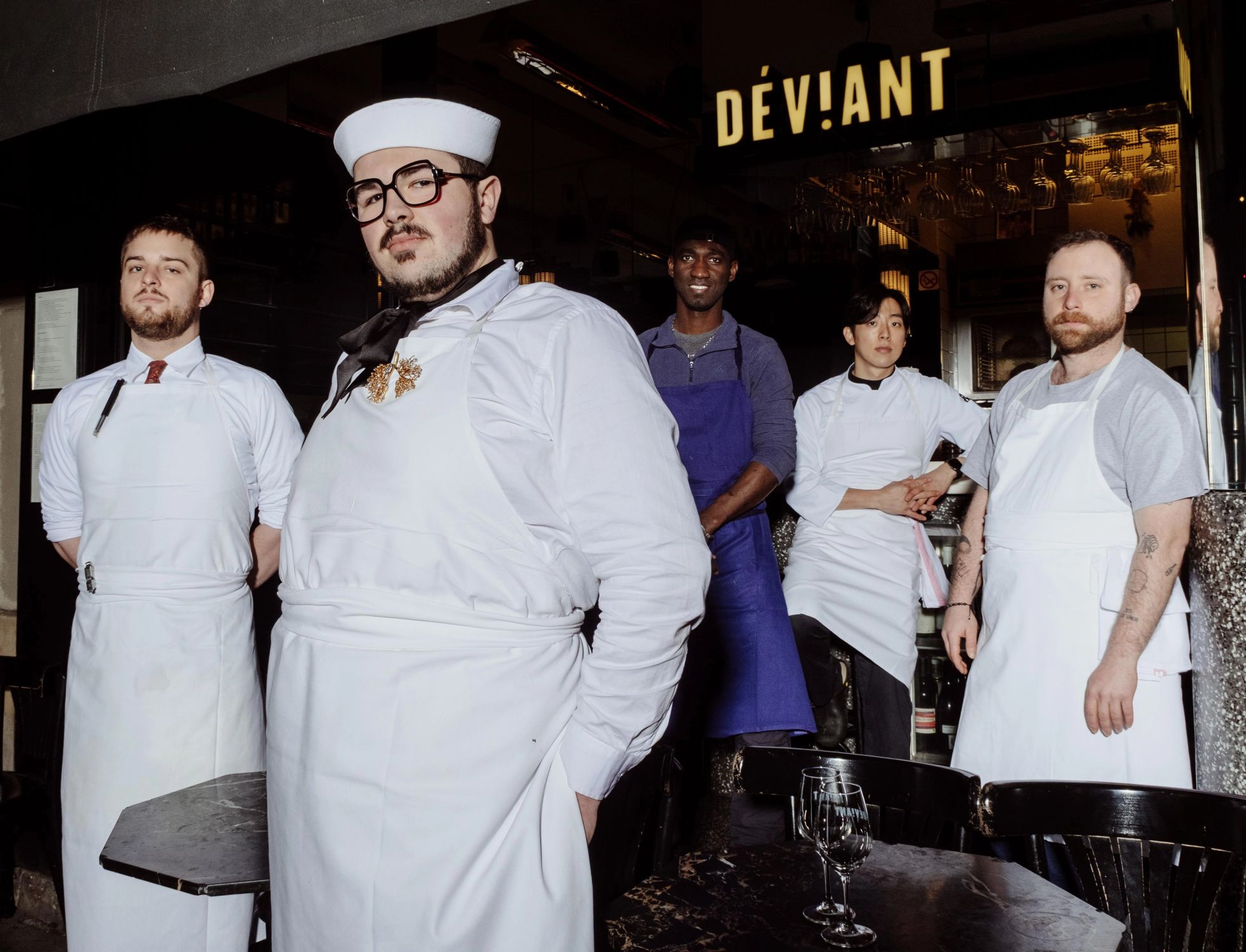 bar_a_vins_deviant_paris_equipe
