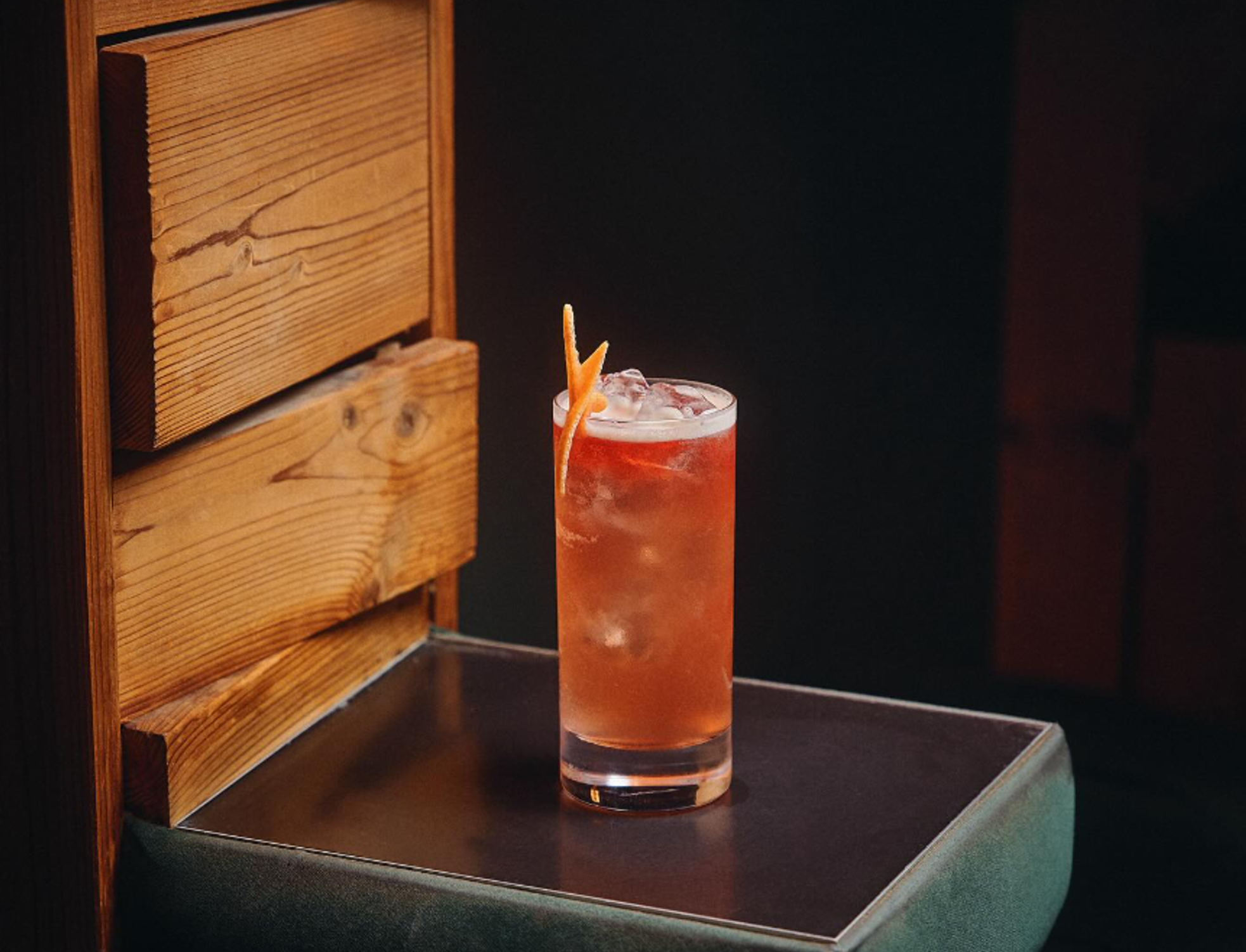 bar_cocktails_castor_club_paris_verre