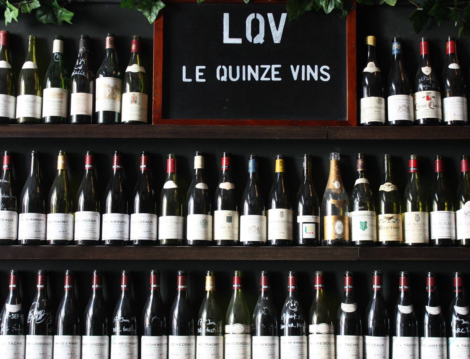 cave_a_vin_le_quinze_vins_paris_bouteilles