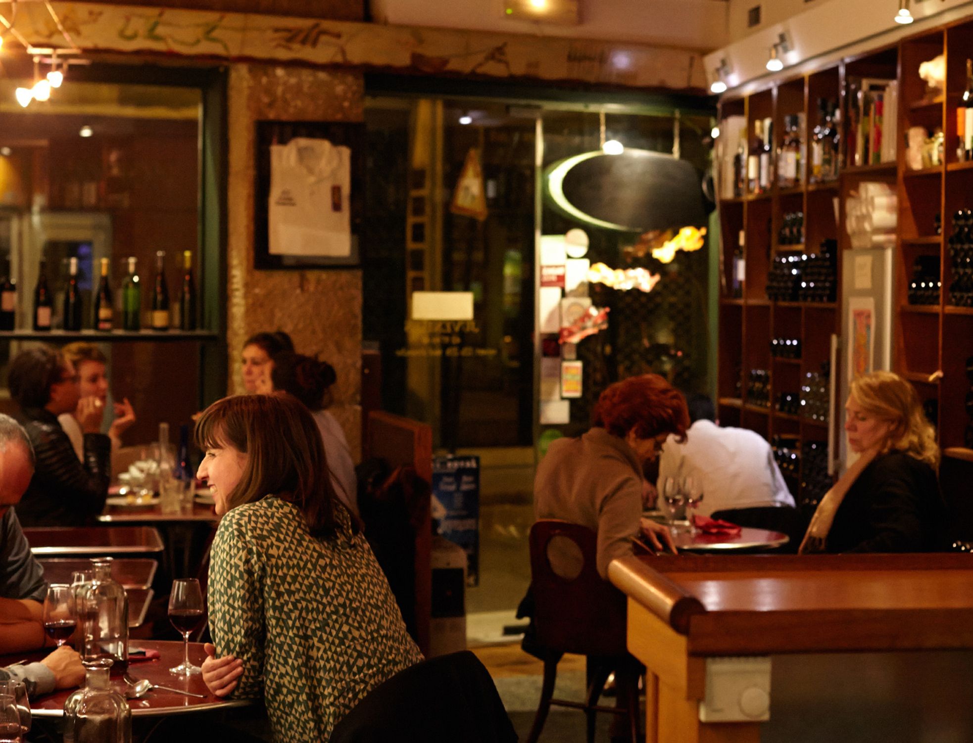 restaurant_juvenile_paris_vin_salle_interieur