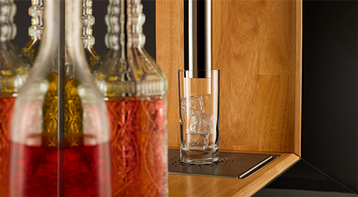Mixly robotic bartender enclosure with sleek and attractive design, automated drink preparation, tailored drinks concept, delightful customer experience, wood and glass