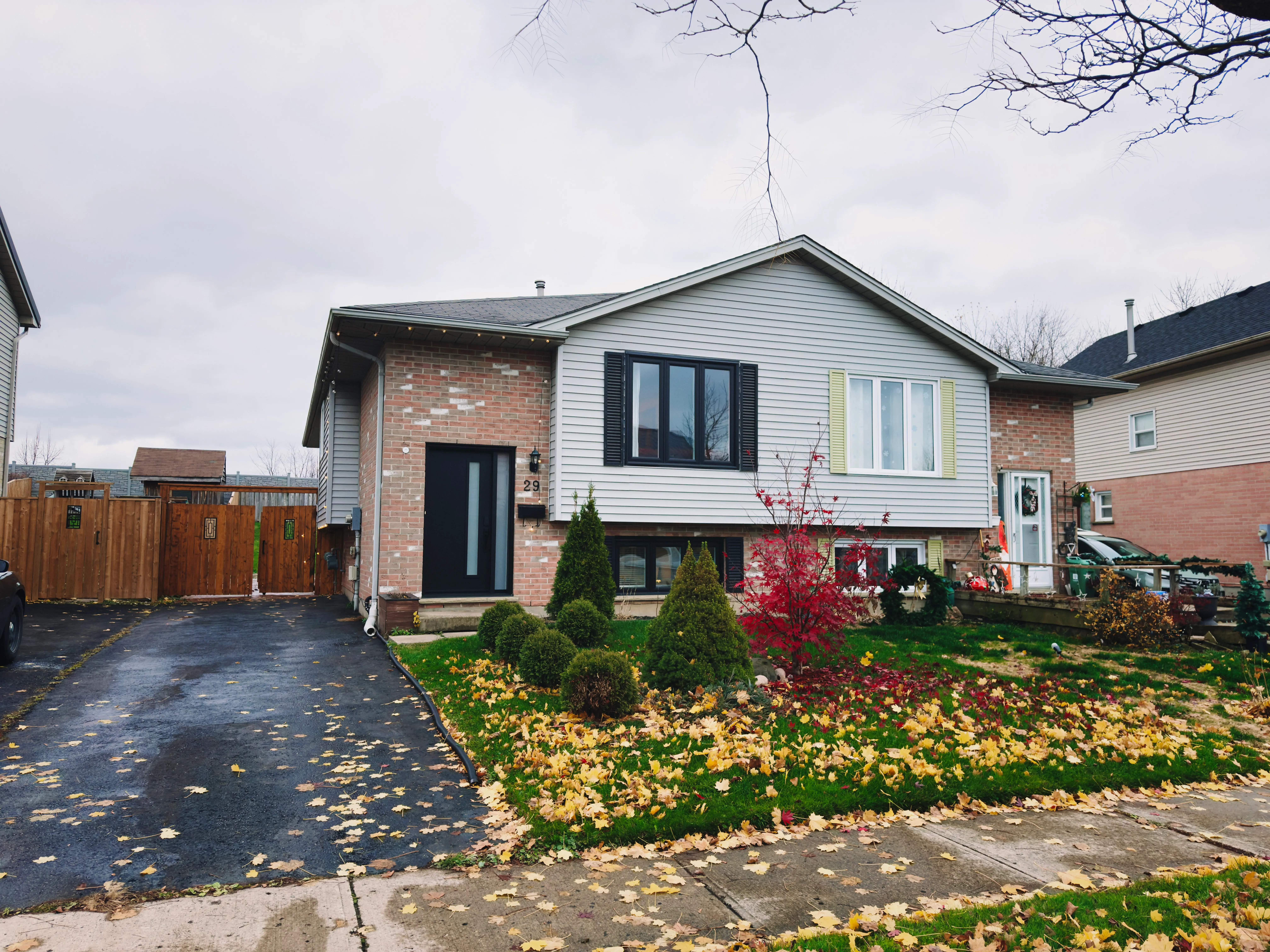 29 Moreau Crescent London image