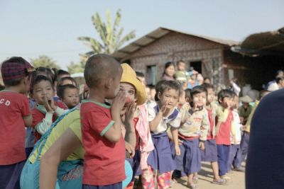 Circus On the Edge: Performing in Refugee Camps & Conflict Zones | Tinworks