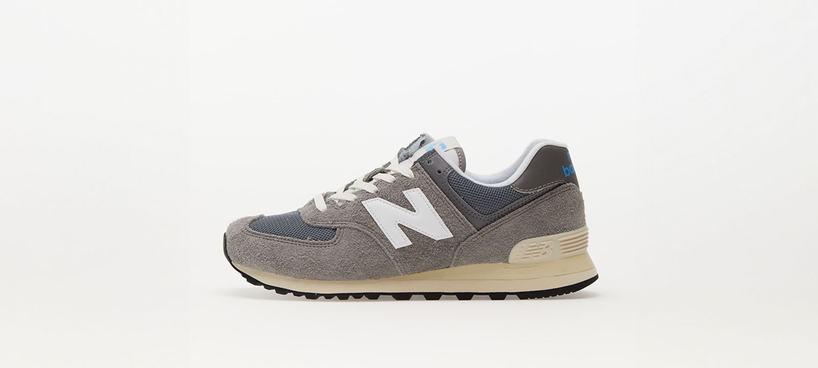 Review New Balance 574