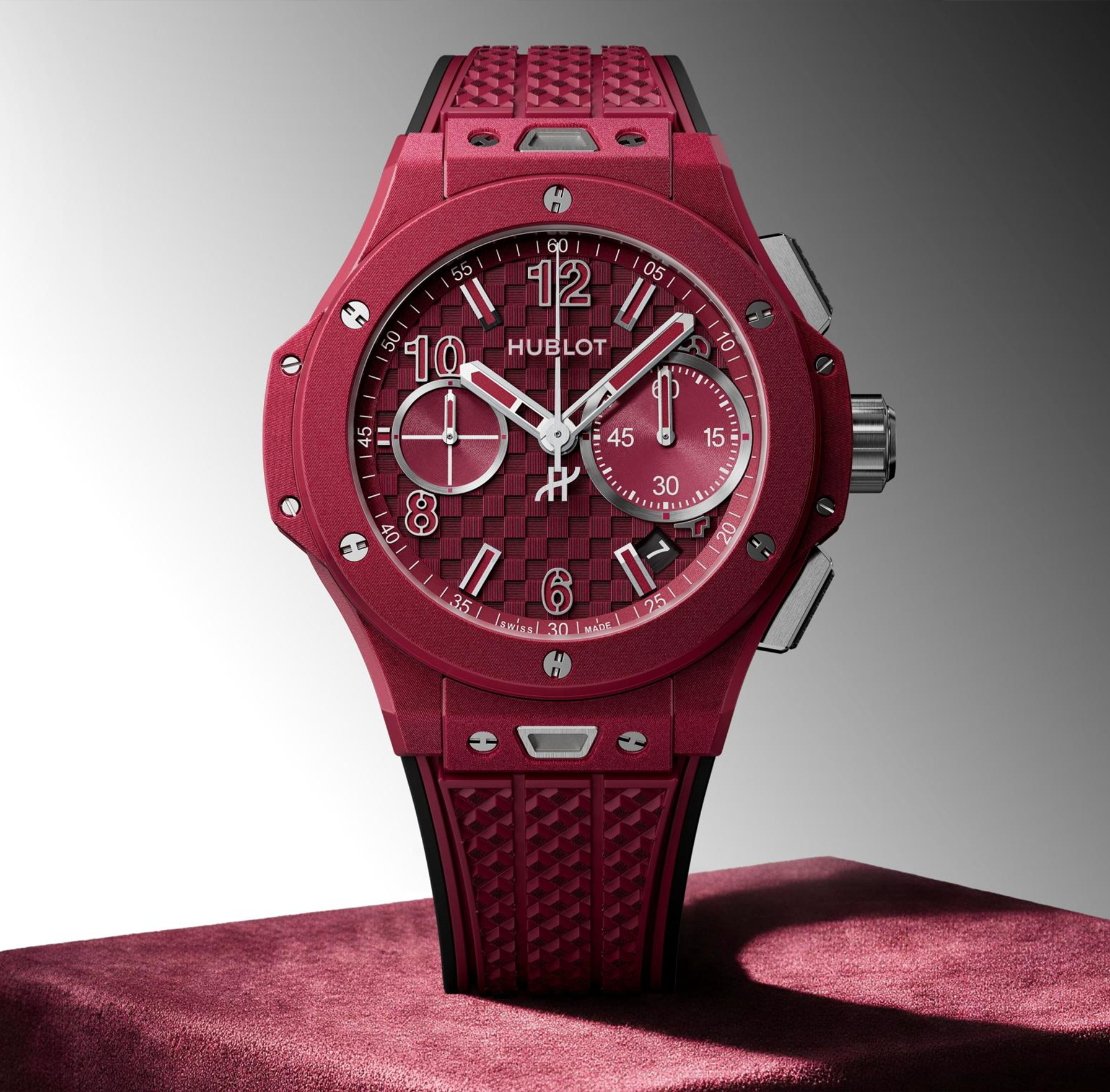 Hublot Big Bang Original Soft Touch All Red 43MM — view 4