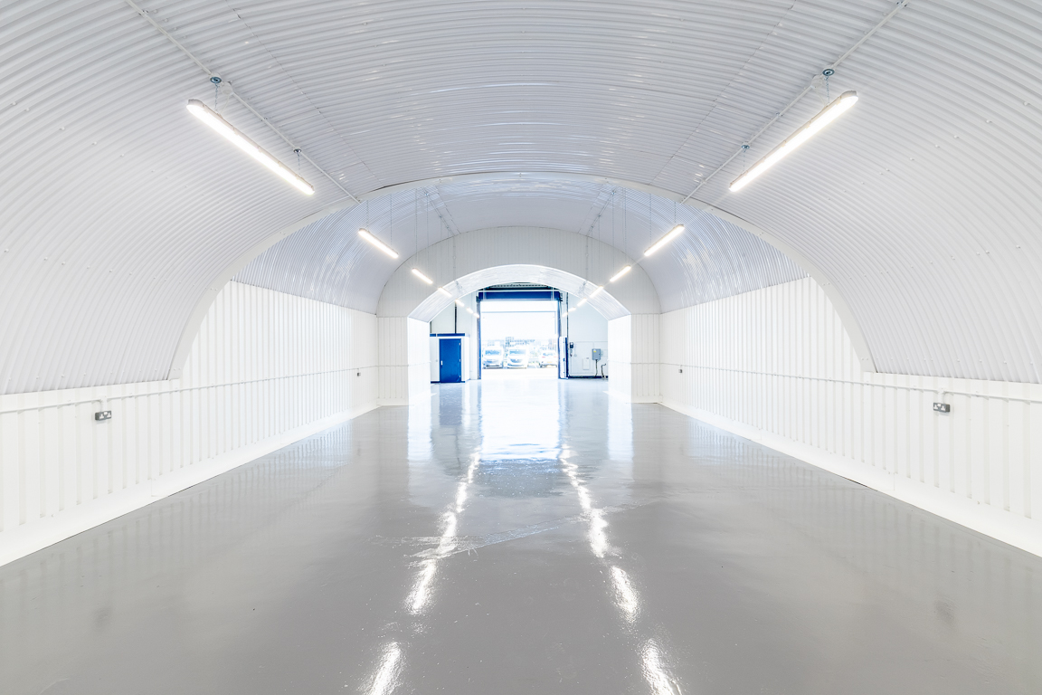 An empty arch with white lining