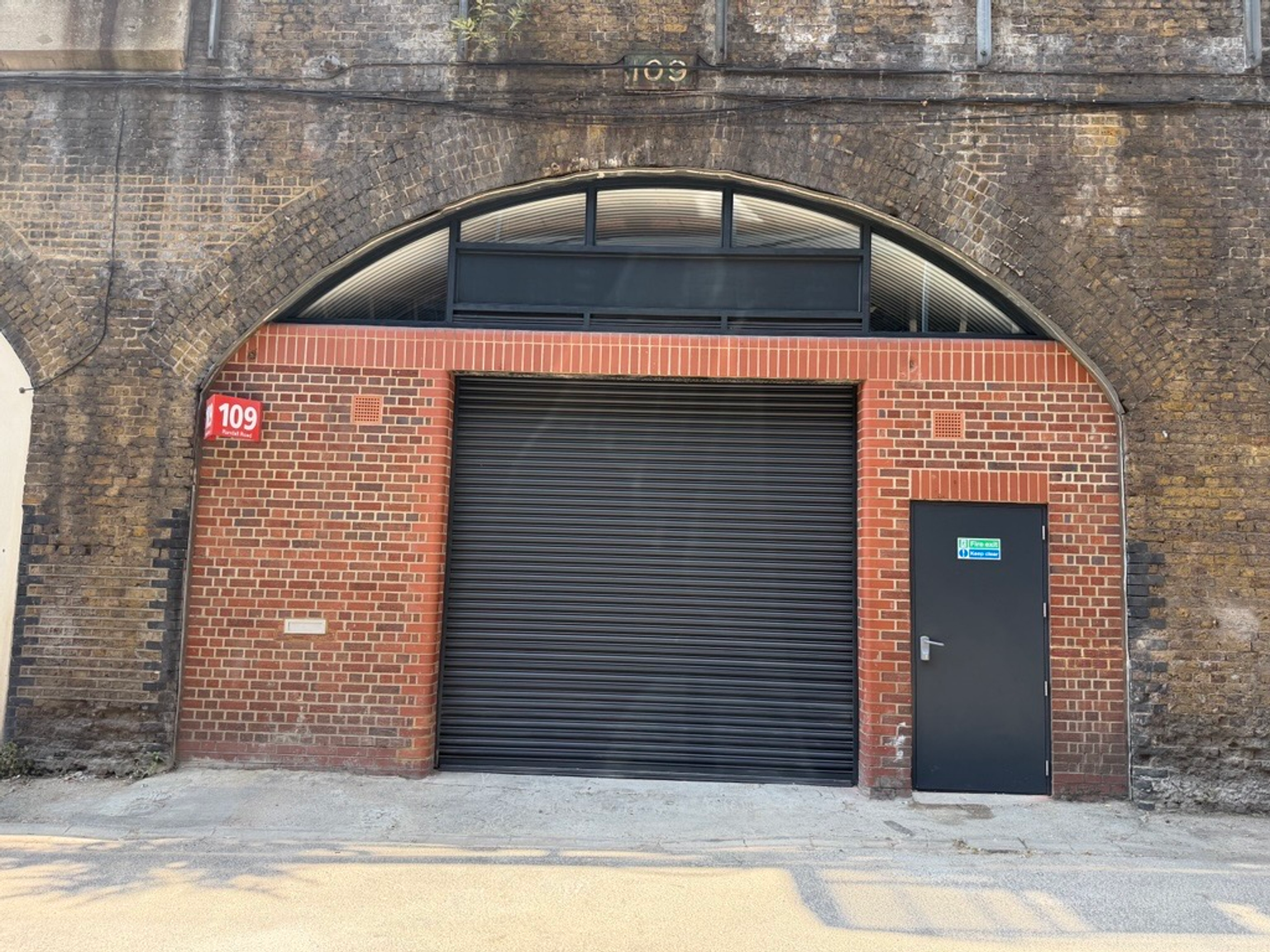 The front of an arch.