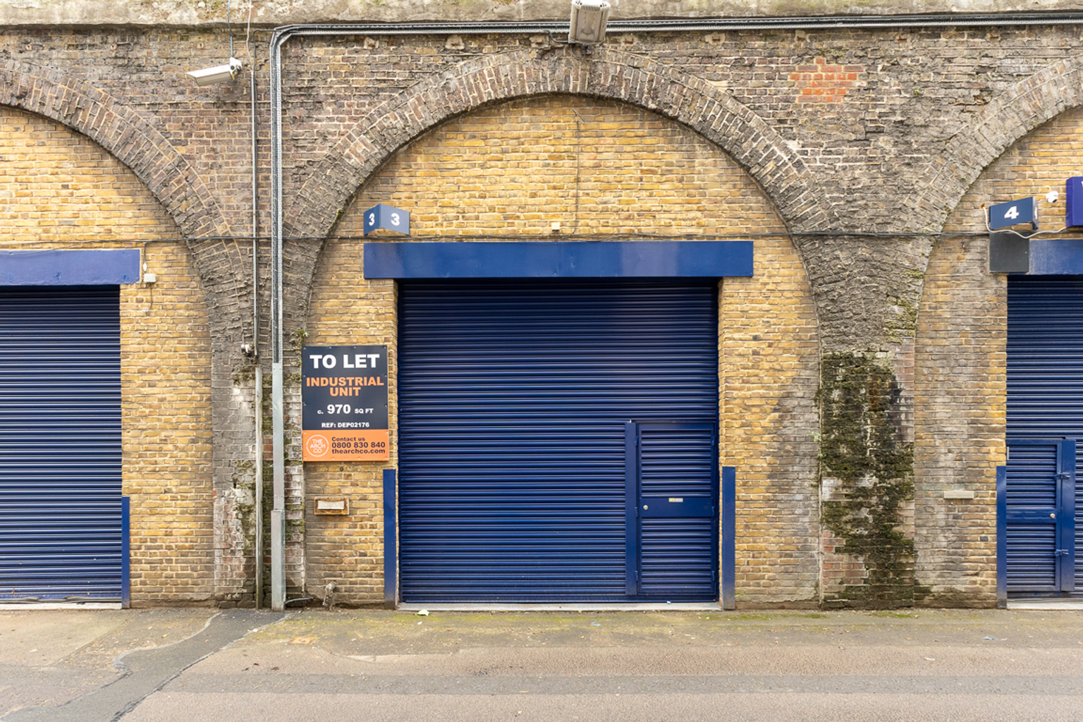 The front of an arch.