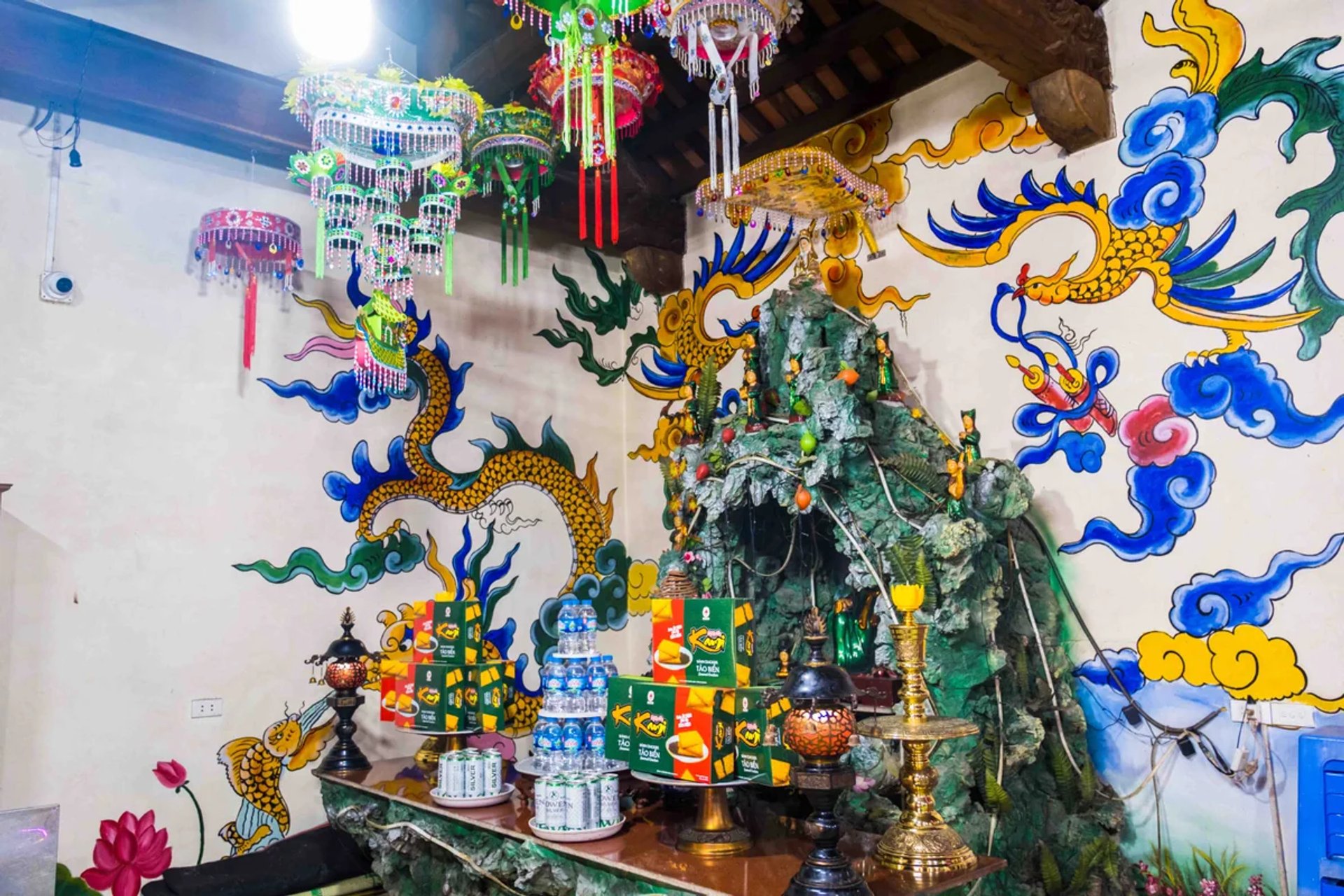 Động Sơn Trang non bộ đá thờ Mẫu Thượng Ngàn