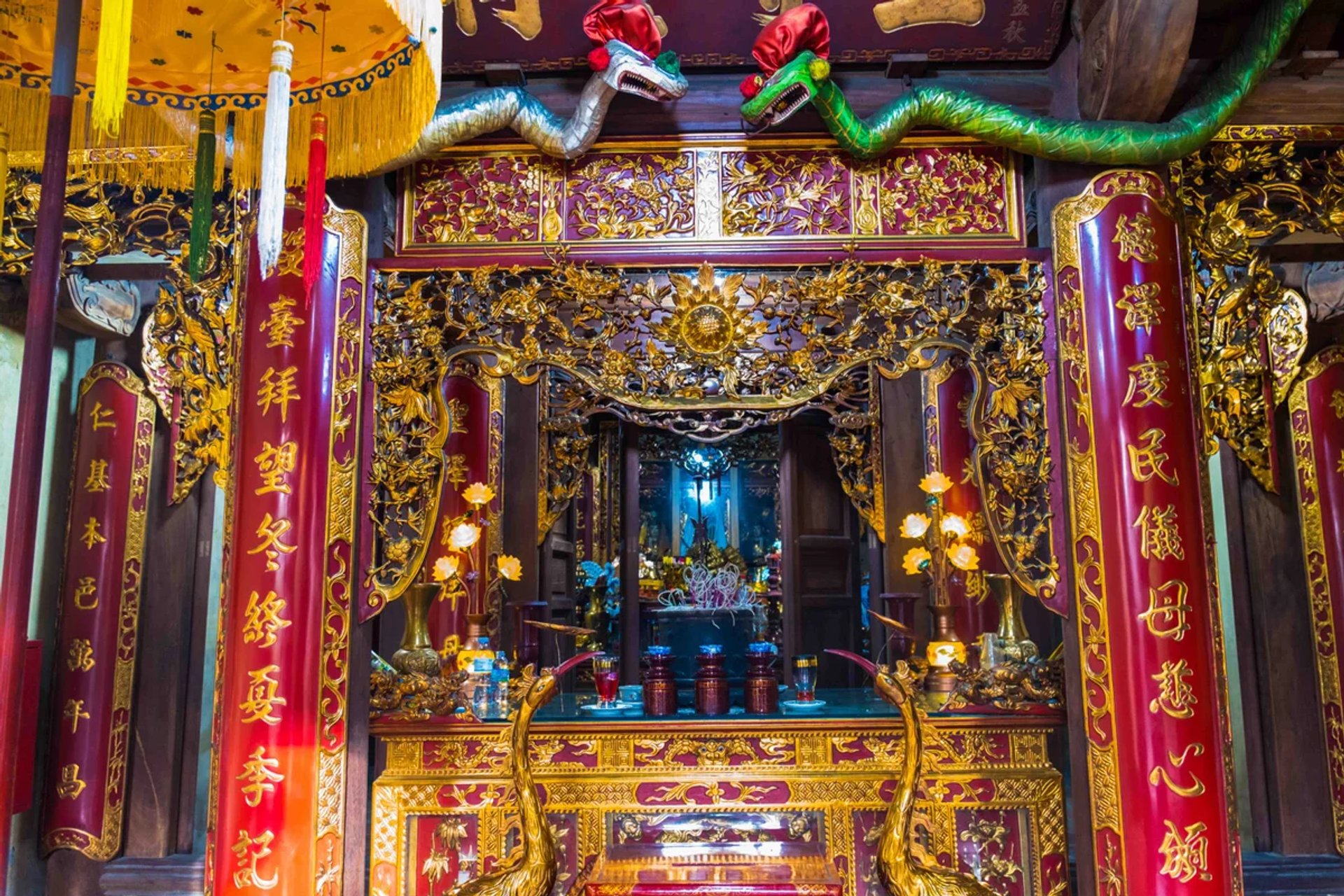 Không gian thờ tự Trung tế Đền Sòng Sơn