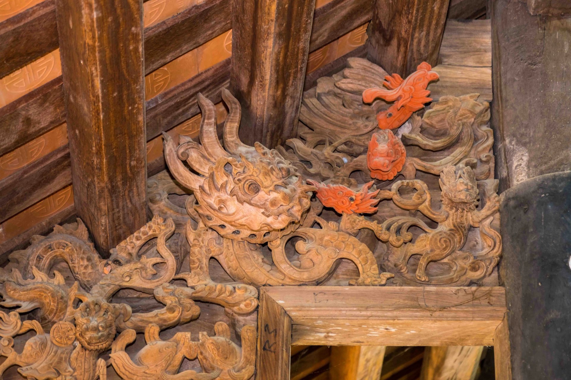 Kết cấu vì kèo gỗ lim thượng chồng rường giá chiêng