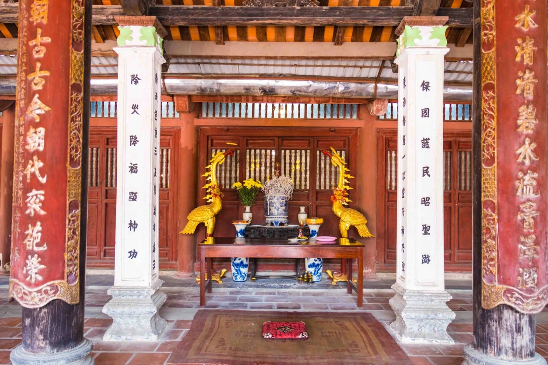 Bức hoành phi chữ Hán ca ngợi truyền thống dòng họ Nguyễn Quý