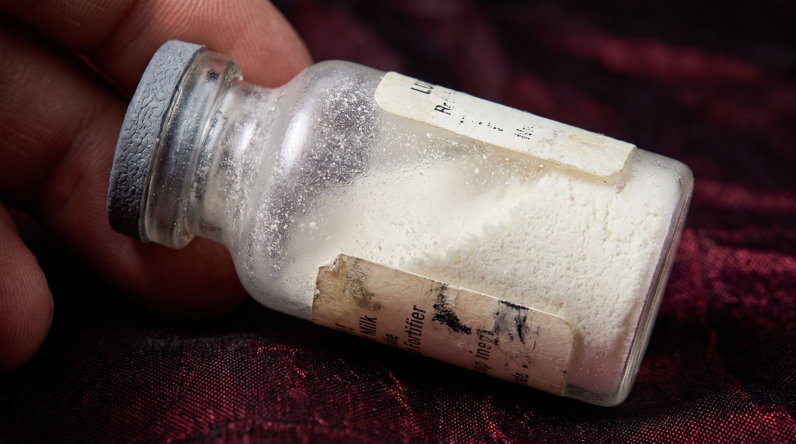 Illustration for: Individualized Milk Fortification Shows No Growth Benefit For Preterm Infants