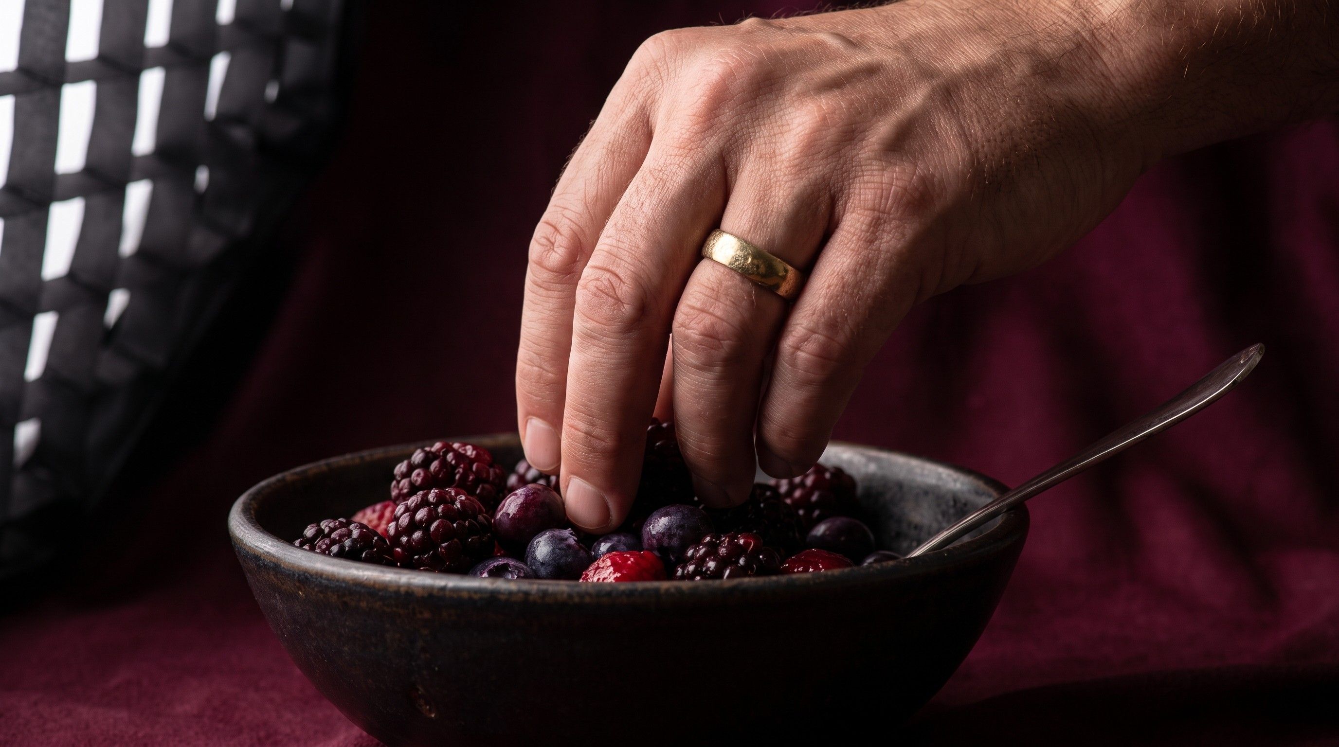 Illustration for: Higher Dietary Antioxidant Scores Linked To Fewer Deaths In Stroke Survivors