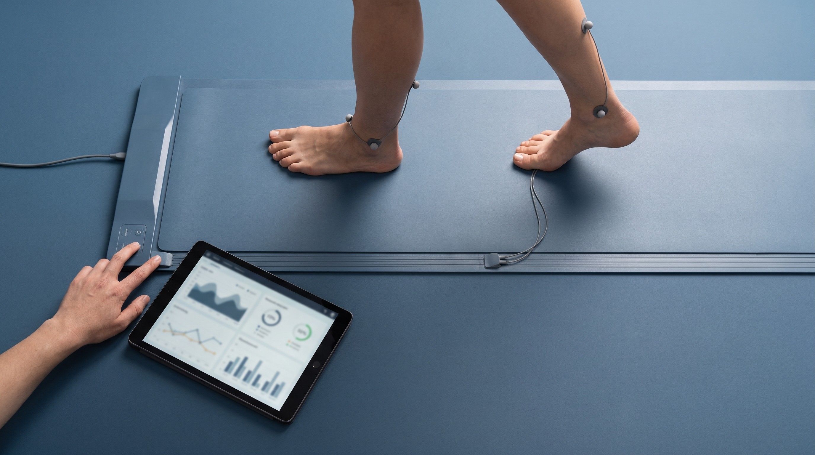 Illustration for: Walking At Your Natural Pace Steadies Balance Control, Small Lab Study Finds