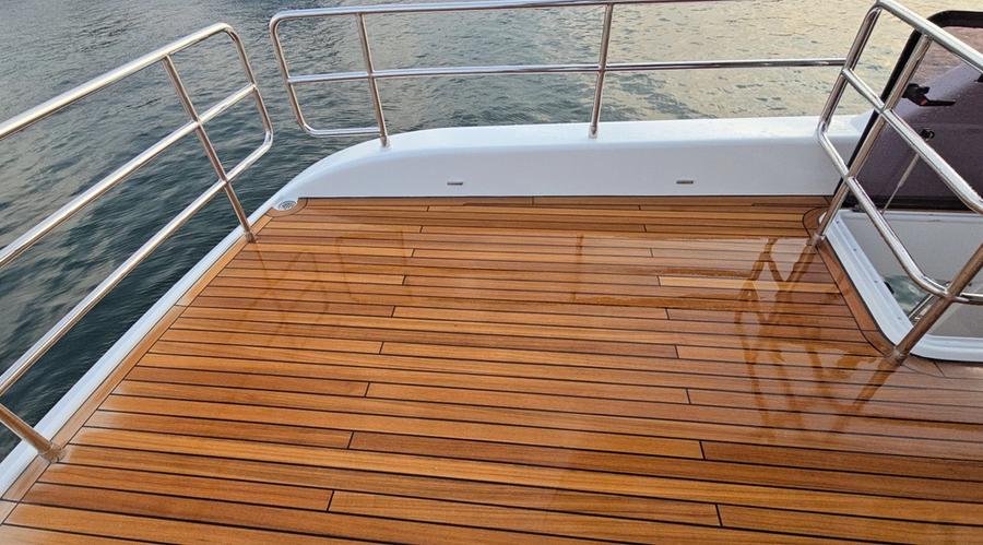 SY58 Teknesi Teak Zeminler