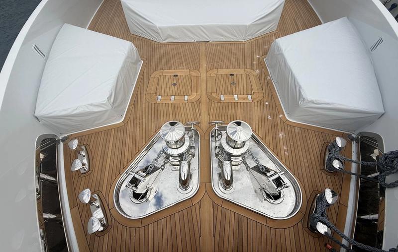 Numarıne 40MXP Teknesi Teak Zeminler
