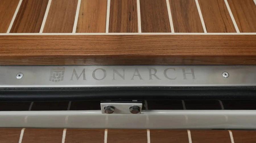 Monarch Teak Zeminler