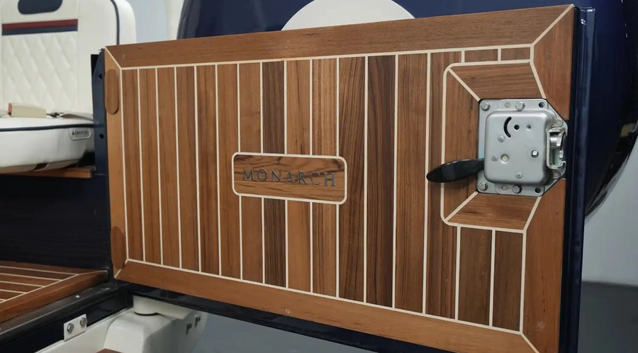 Monarch Teak Zeminler