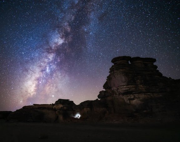 Aaron Jenkin_lowres_Bajdah - Ship Rock Figure_TOURISM