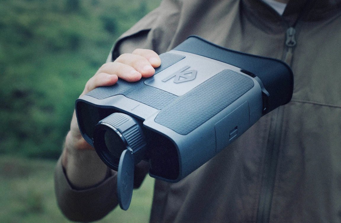 wildlife resort binocular