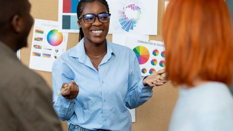 What Is the Difference Between PR and Digital Marketing? The Ultimate Guide for Founders & CMOs