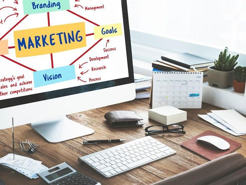 Top Martech Tools You Need to Stay Ahead of Your Competition – A Classic Guide for 2025