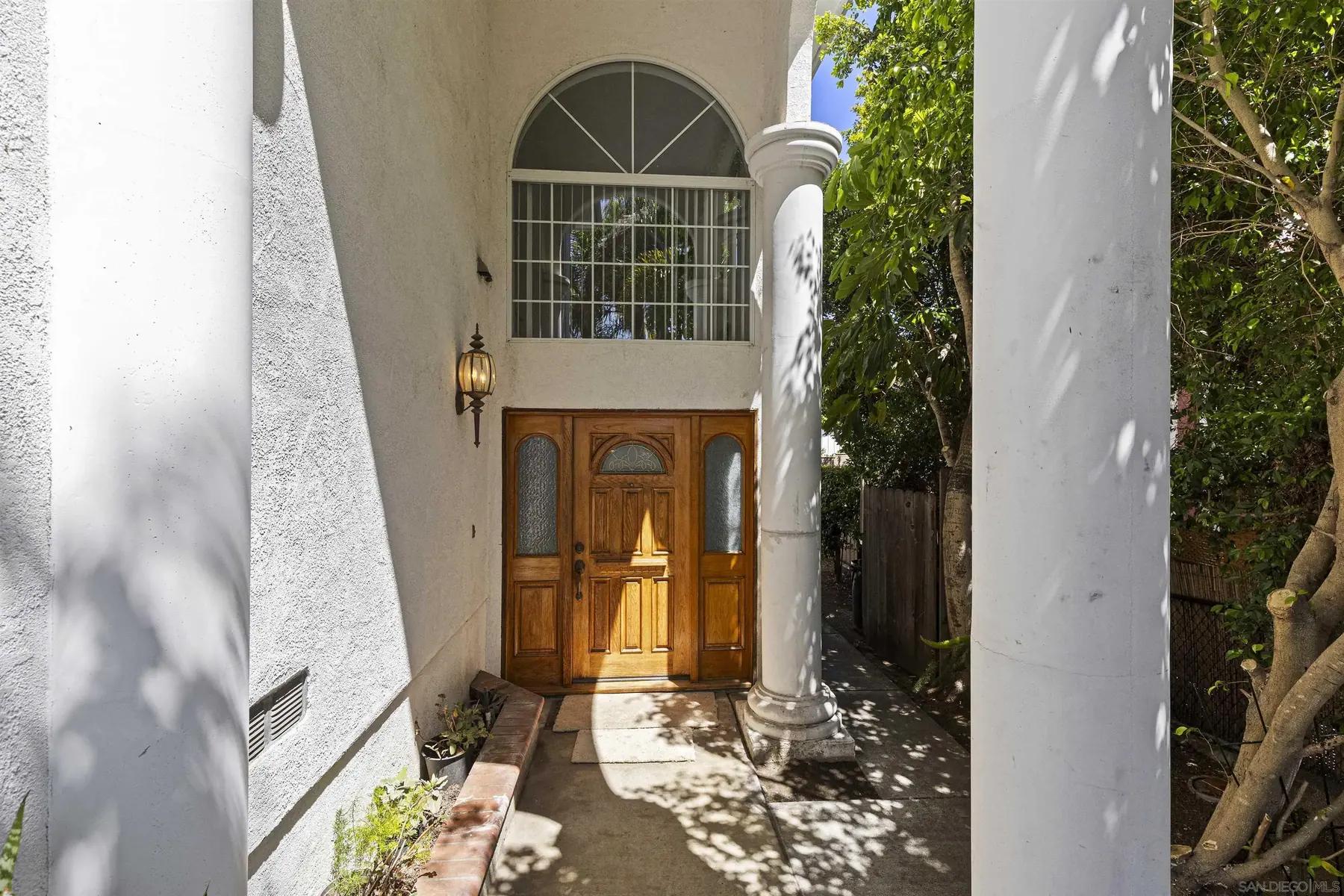 2446–2448 Sacada Cir property view 3