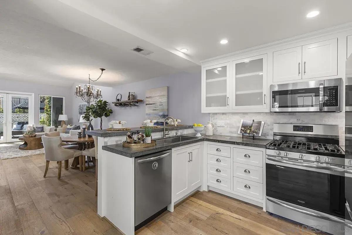 3613 Seahorn Circle property view 2