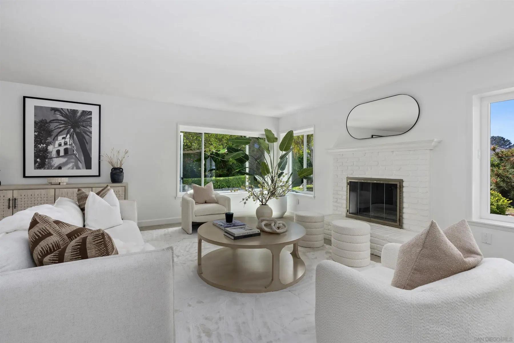 445 Avenida Primavera property view 2