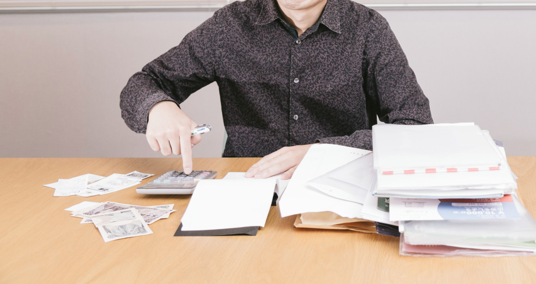 myfansの副業がバレる仕組みと対策のアイキャッチ画像