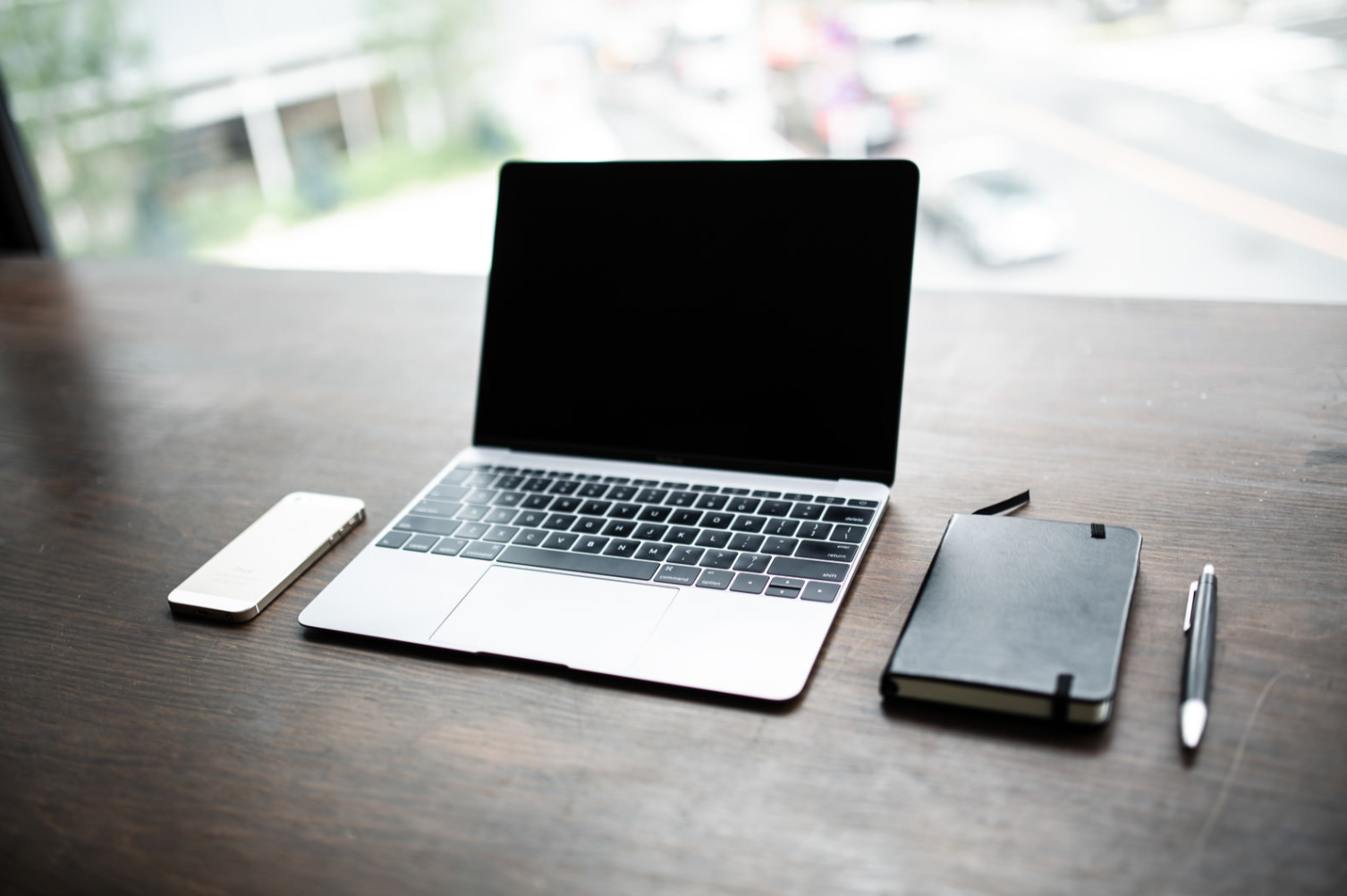 myfansクリエイターの活動で「経費」にできるもの一覧のアイキャッチ画像