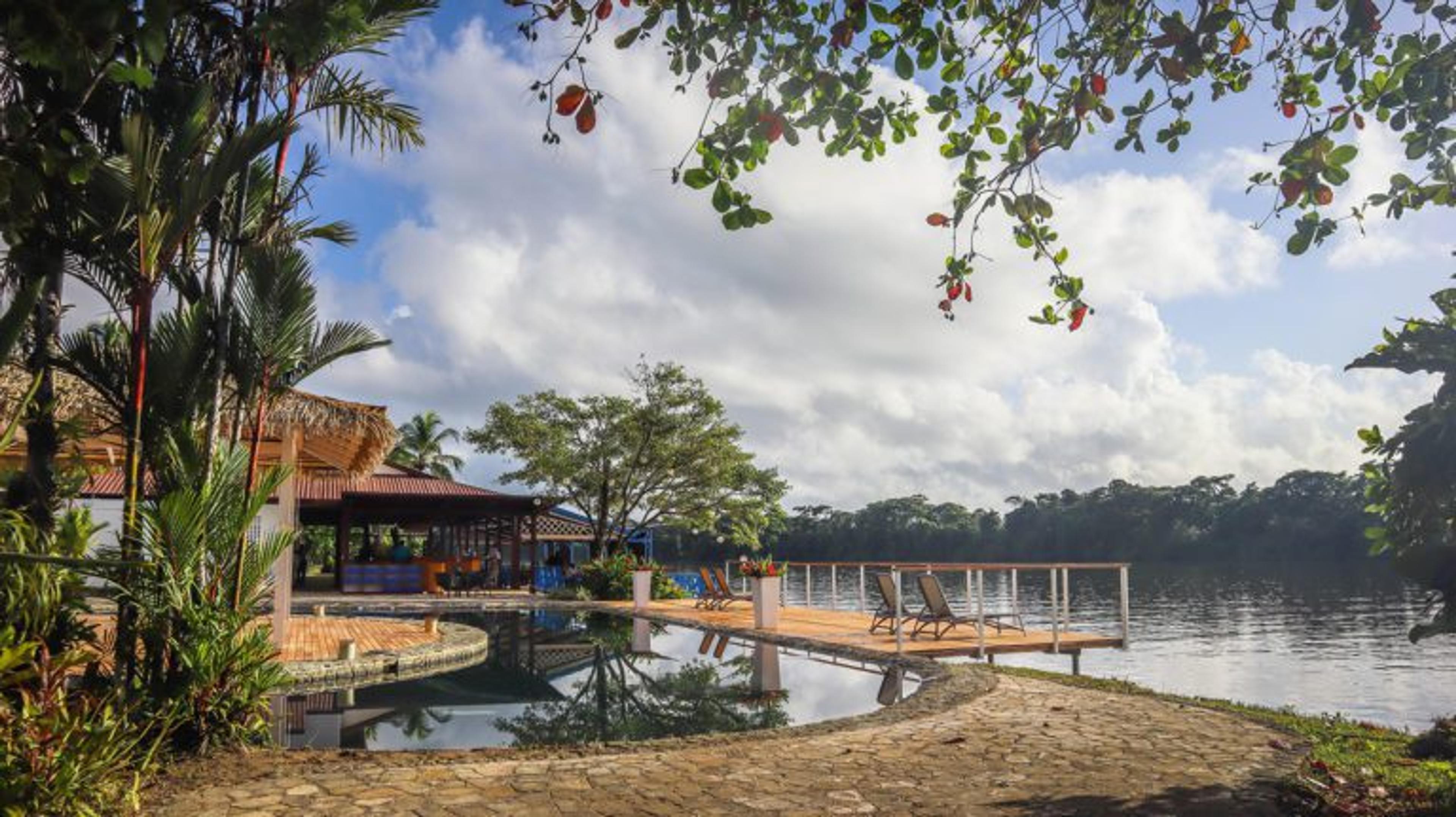 Tortuga Lodge & Gardens