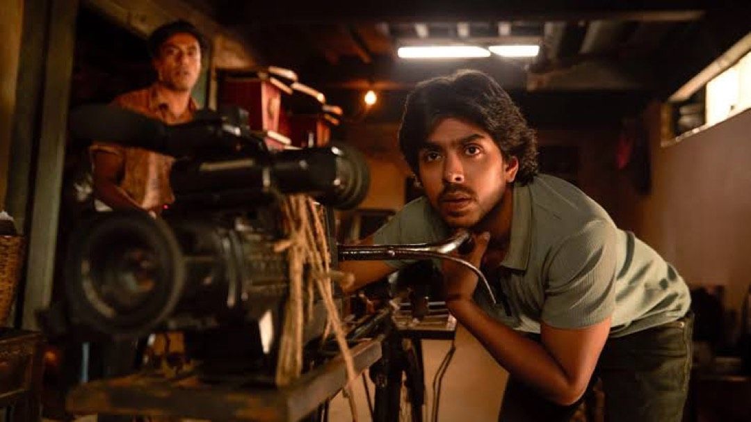 Still from Superboys of Malegaon