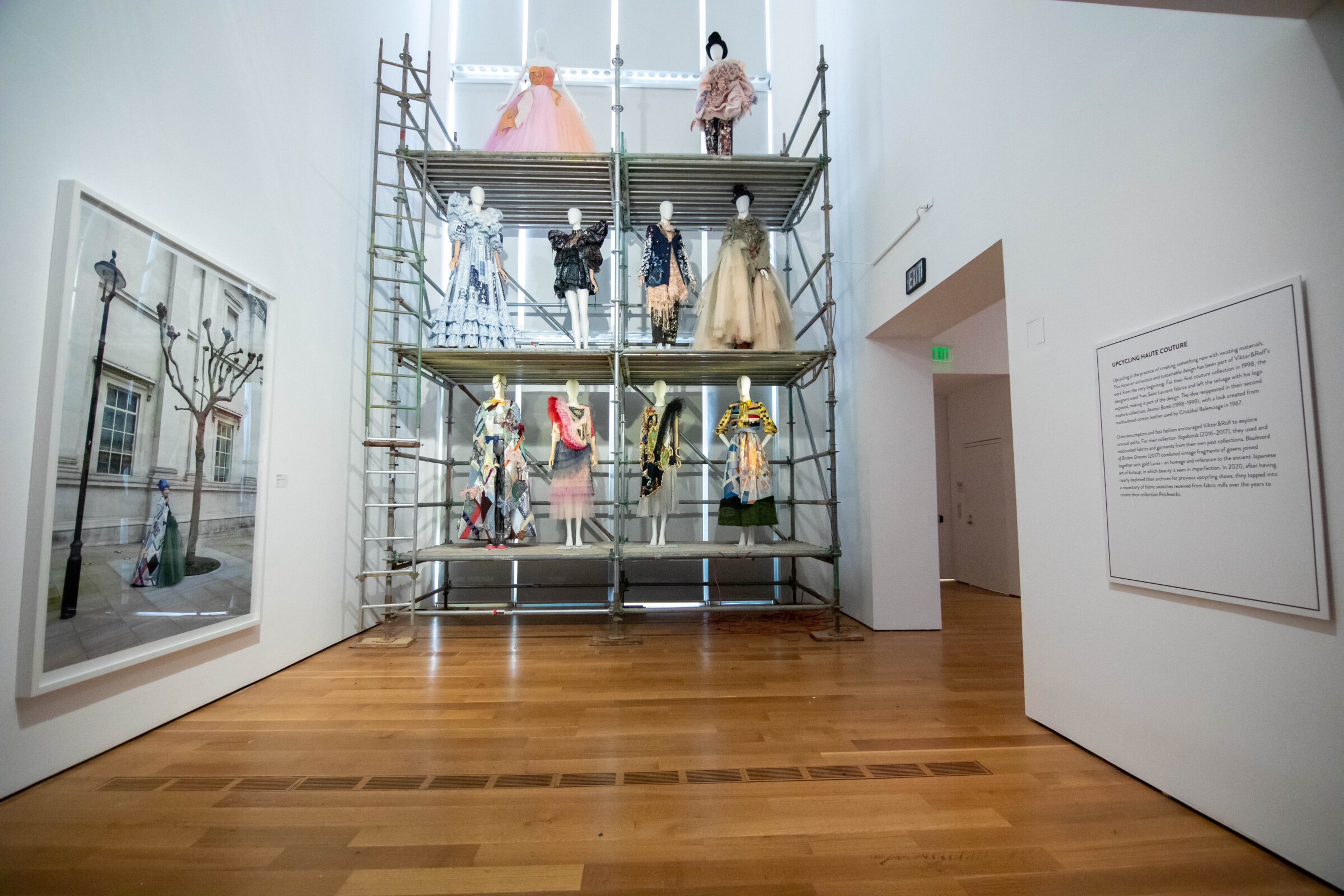 FASHION STATEMENTS: VIKTOR&ROLF | Beyond Noise