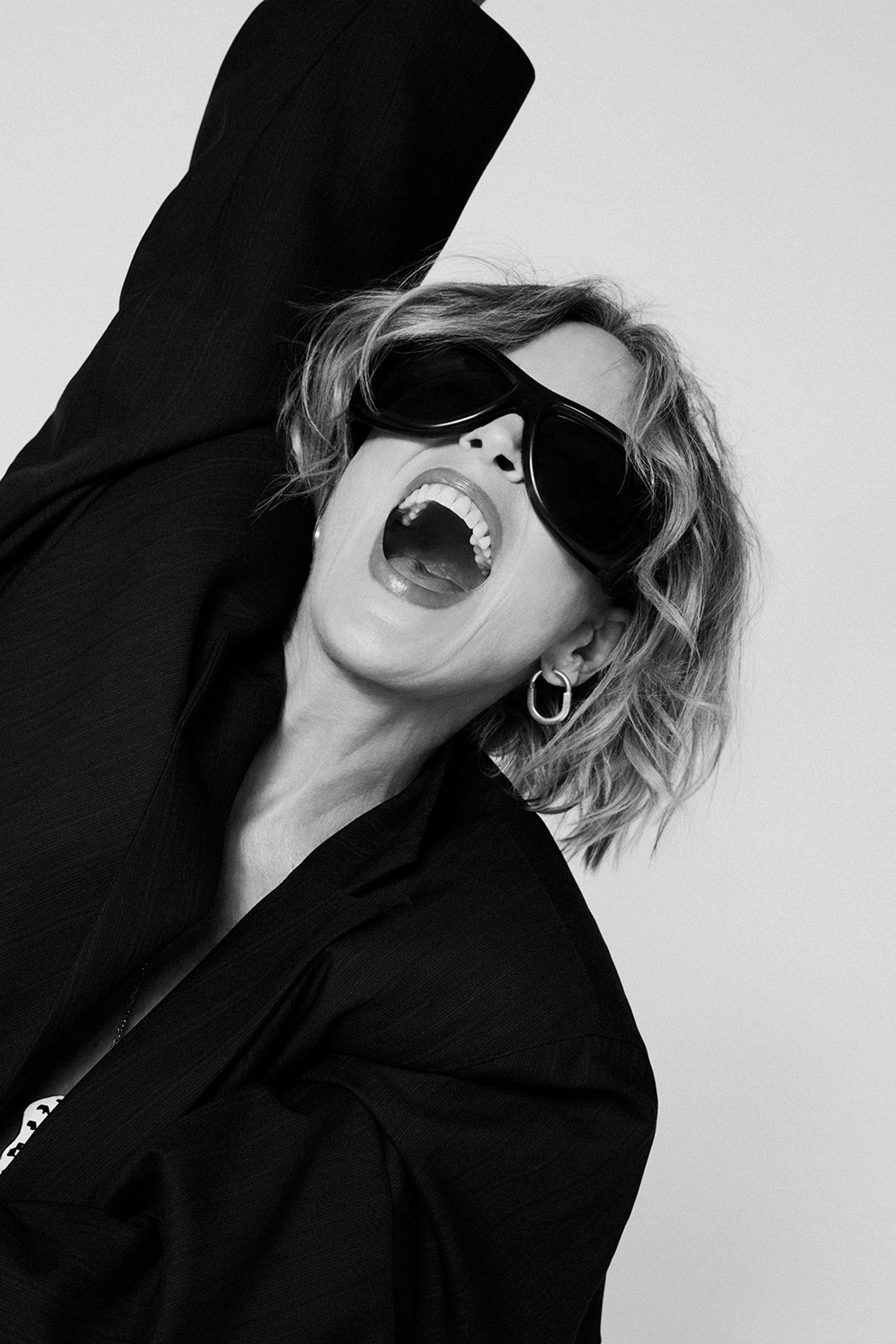 ISSUE NO.05: SHARON STONE | Beyond Noise