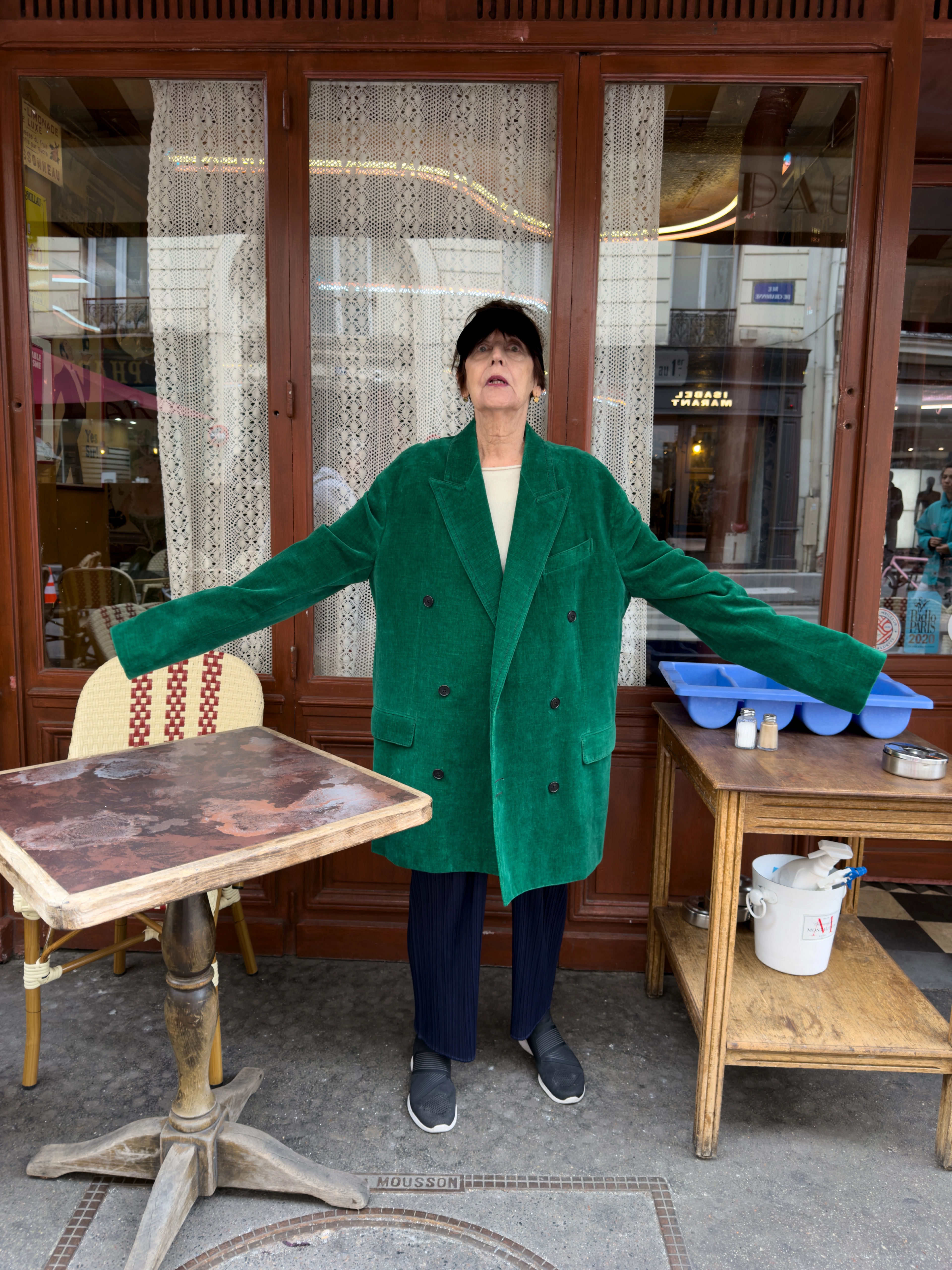 ISSUE NO. 04: FACES IN FOCUS | Beyond Noise