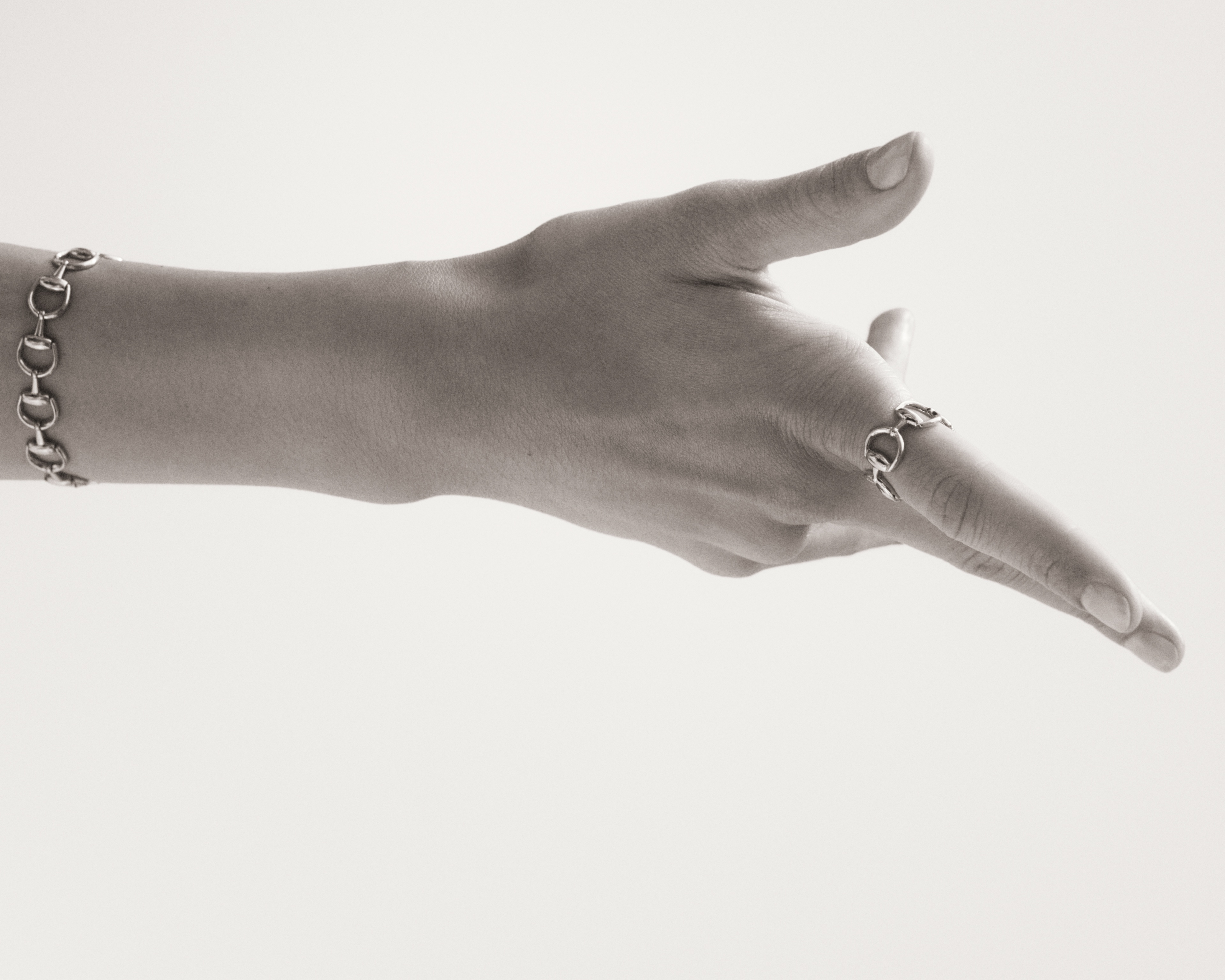 Janneke Van der Hagen & Karoline Robl | Beyond Noise