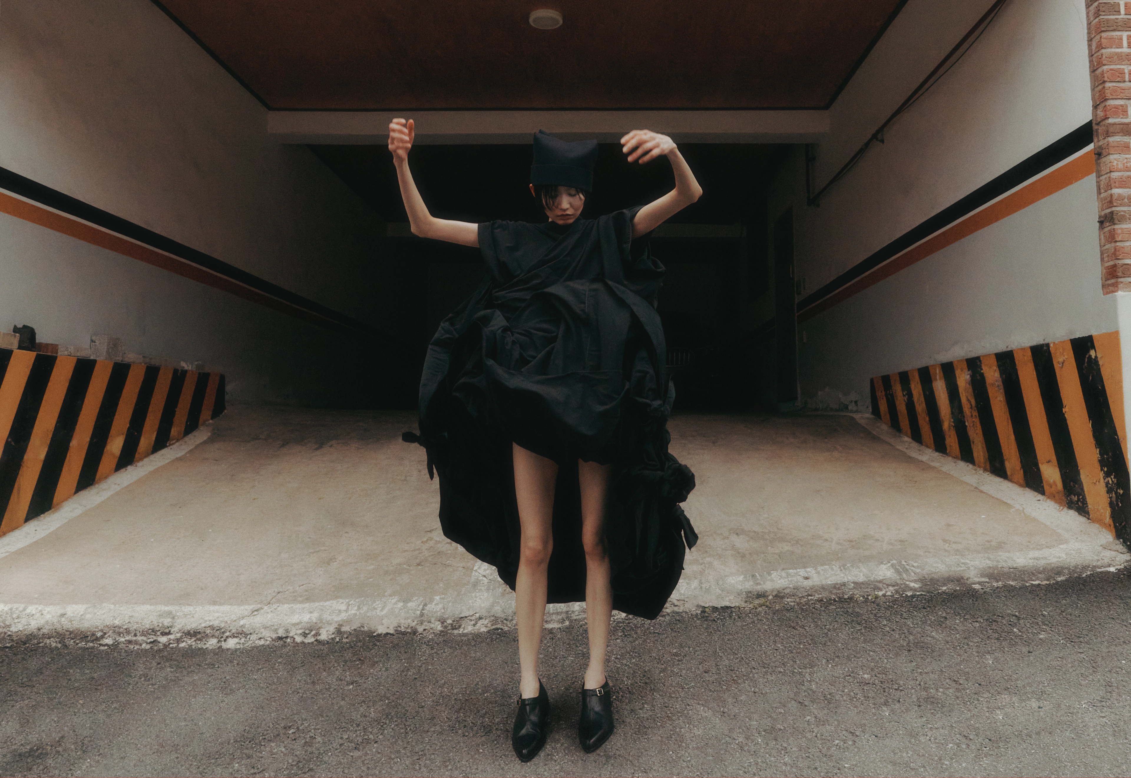 BEYOND THE BORDER: EENK | Beyond Noise