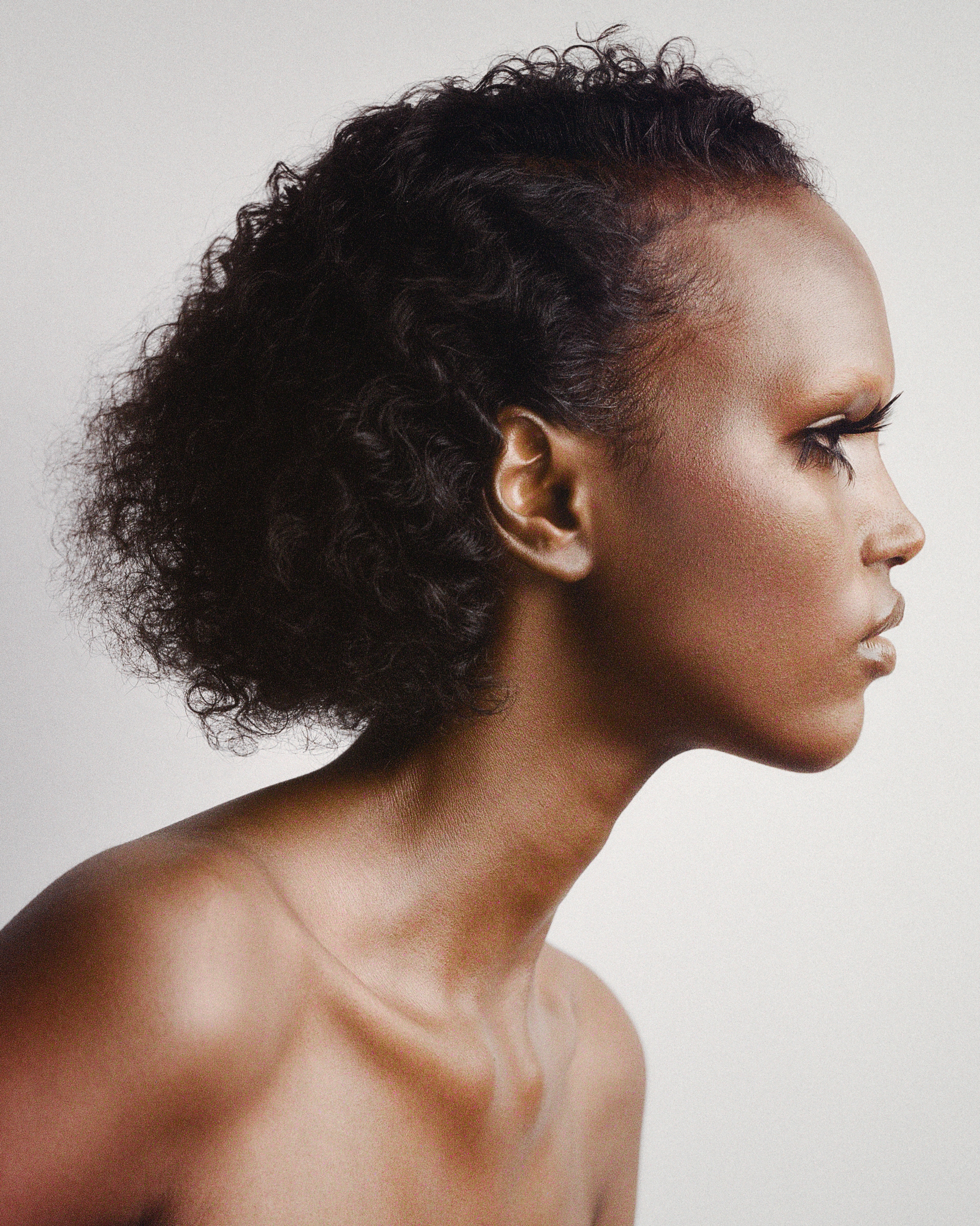BEAUTY OF SUMMER BY BETINA DU TOIT & ALICE LEFONS | Beyond Noise