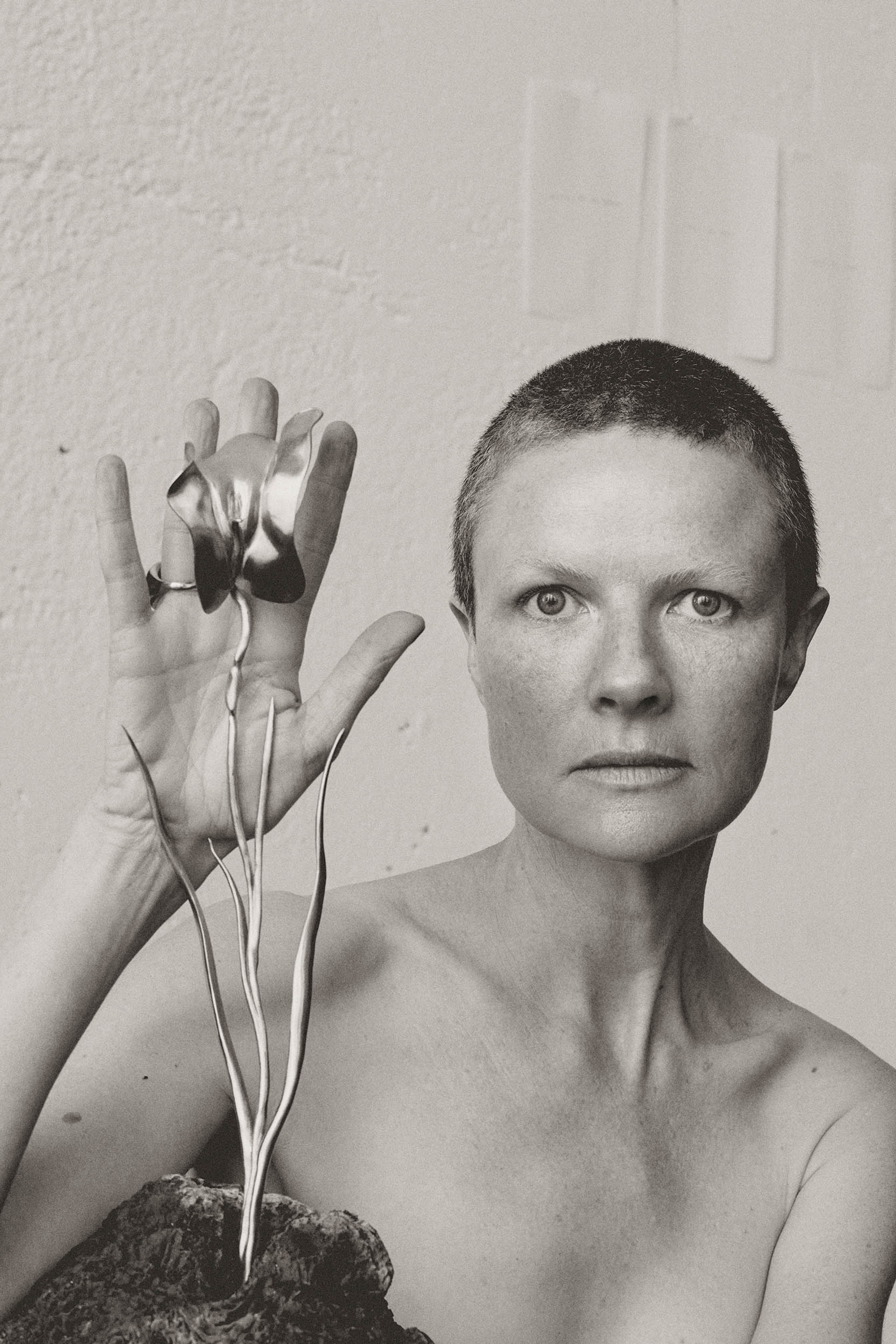 WHERE THE ROOTS LIVE: ISABELLE ALBUQUERQUE | Beyond Noise