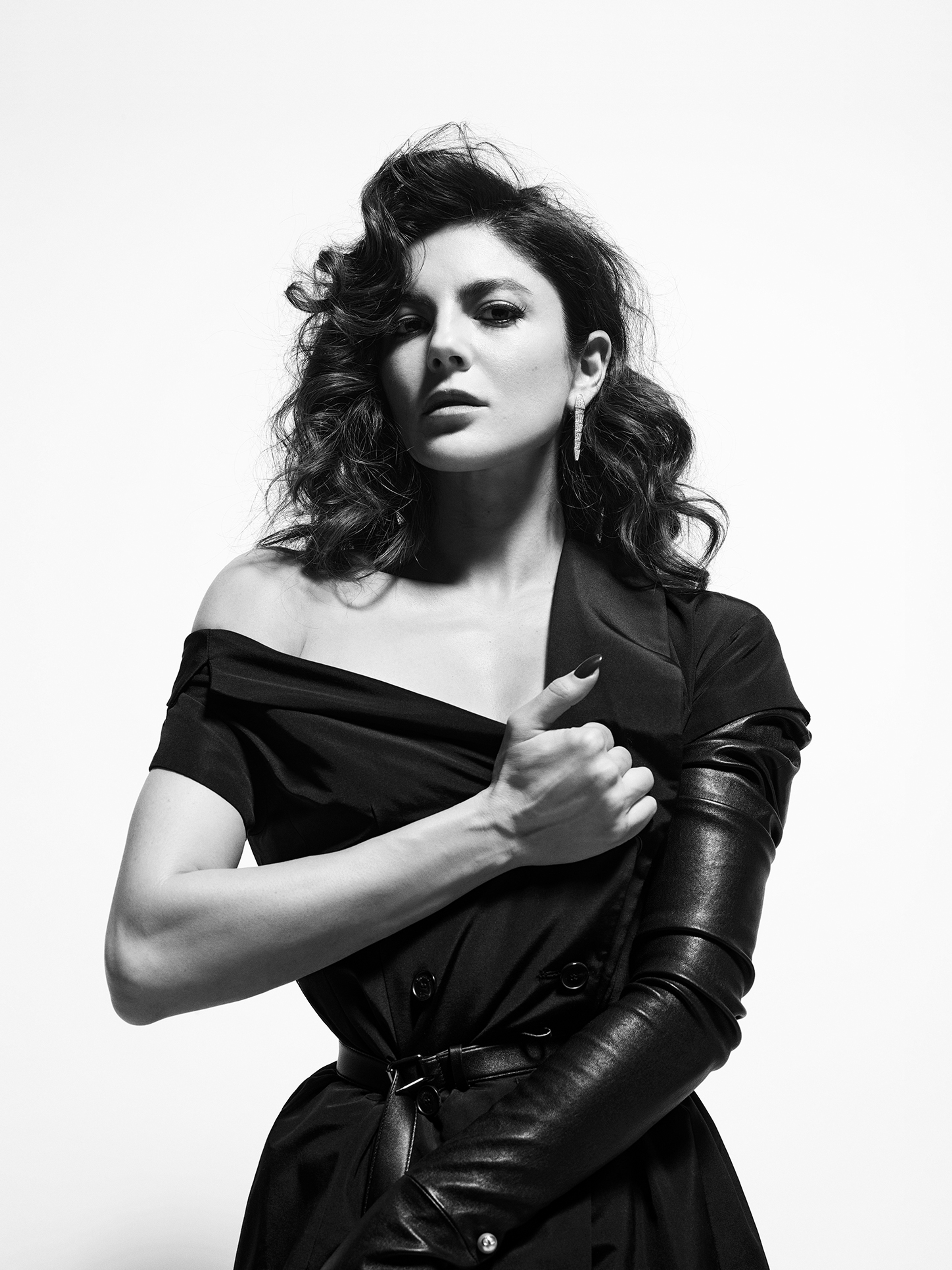 A STAGE FOR CHANGE: MONICA BARBARO | Beyond Noise