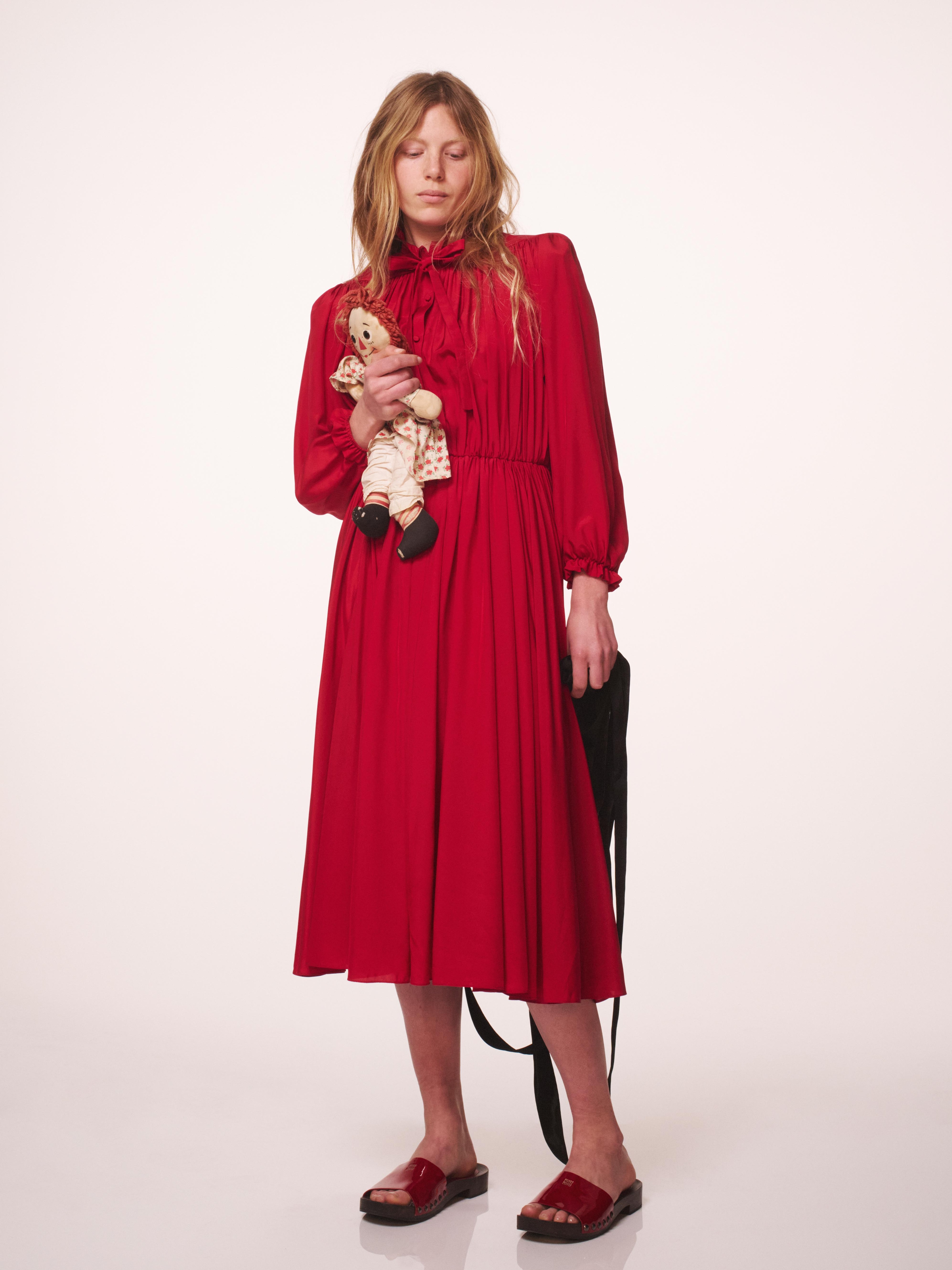 ISSUE NO. 03: David Sims & Isabelle Sayer | Beyond Noise