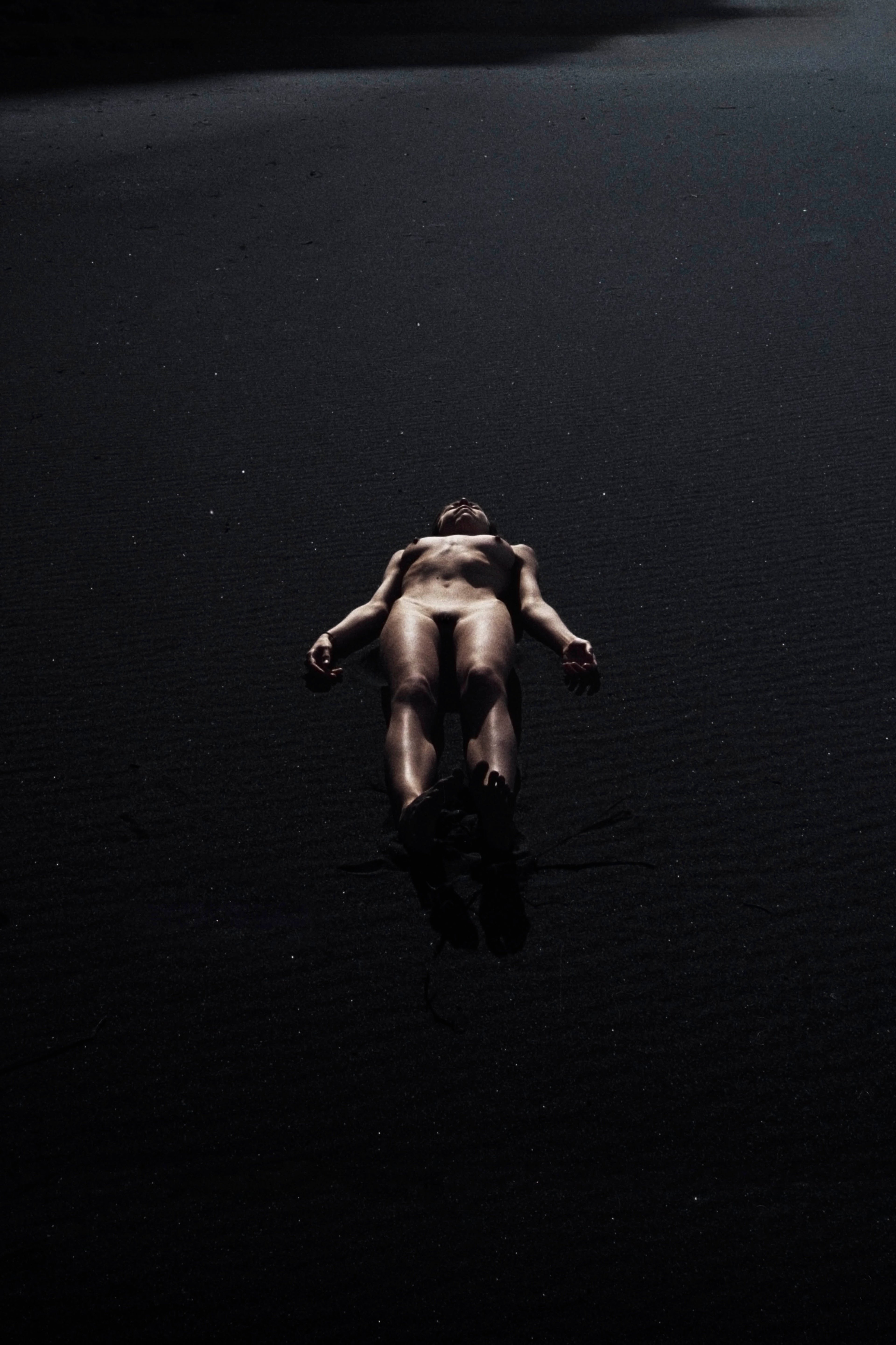 BARE NECESSITIES: CLEAN BEAUTY | Beyond Noise