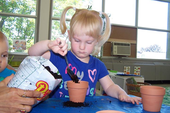 Children gardening at Future Scholars Montessori Academy (7 of 7)
