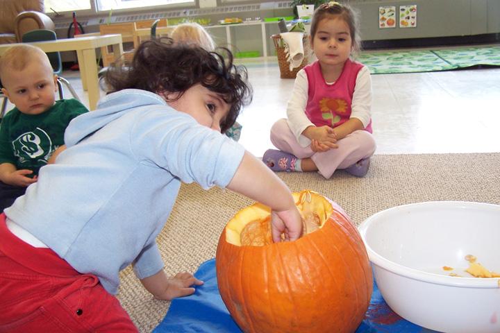 Halloween celebration at Future Scholars Montessori Academy, 2013 (15 of 16)