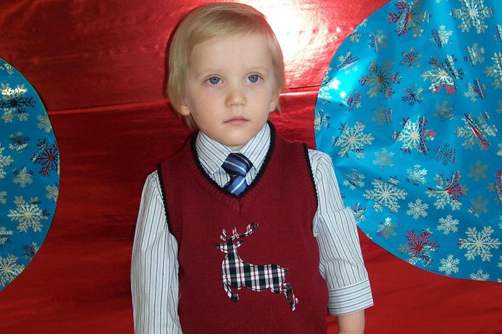 Christmas celebration at Future Scholars Montessori Academy, 2013 (7 of 8)