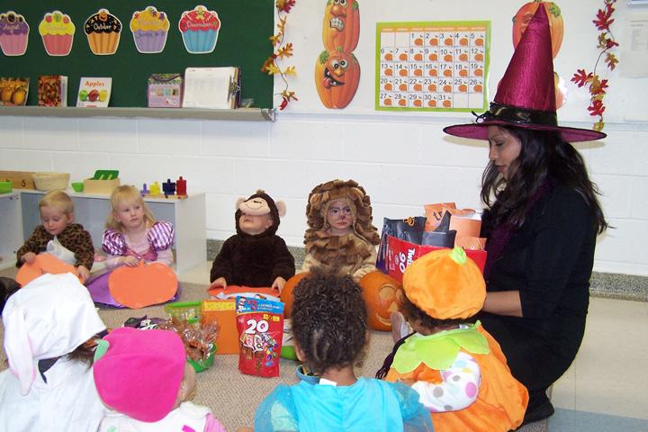 Halloween celebration at Future Scholars Montessori Academy, 2013 (1 of 16)