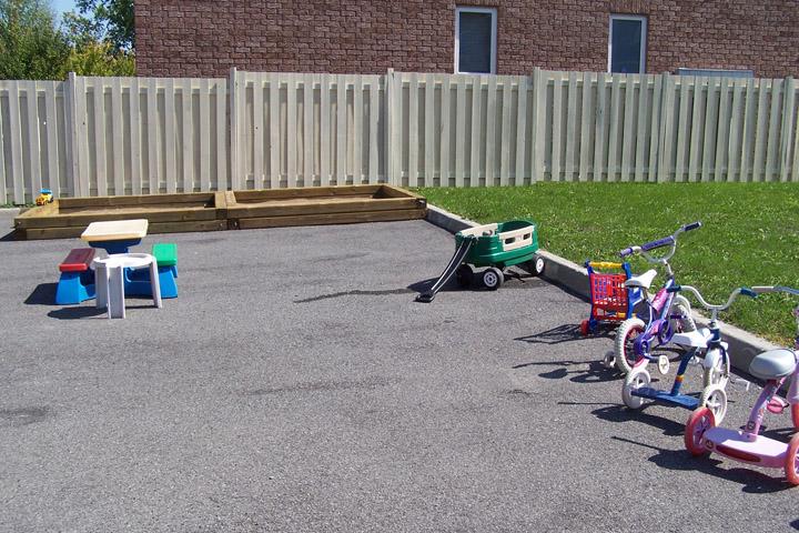 The fenced play yard at Future Scholars Montessori Academy (6 of 12)