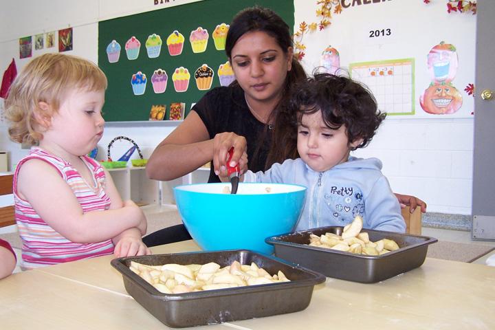 Children baking at Future Scholars Montessori Academy (6 of 7)